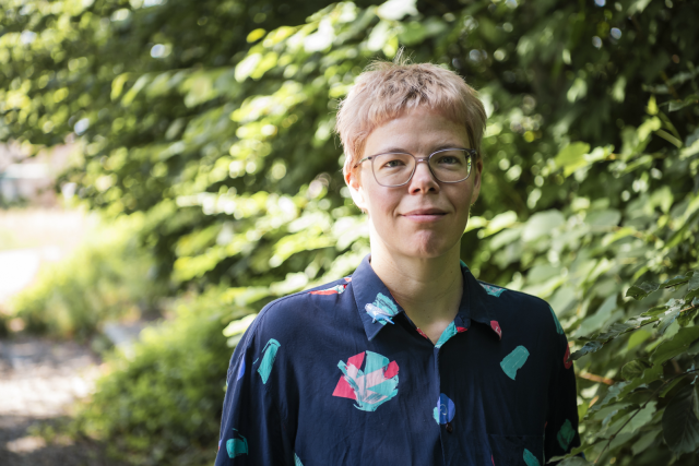 Portraitbild von Petra Uebersax aufgenommen von Nora Ermatinger